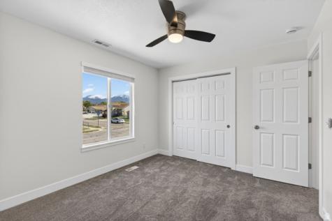 263 W 1675 N Layton UT 84041