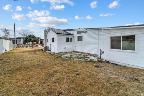 1091 E Mecham Lane Midvale UT 84047