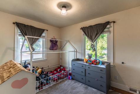 409 S 400 E Springville UT 84663