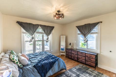 409 S 400 E Springville UT 84663