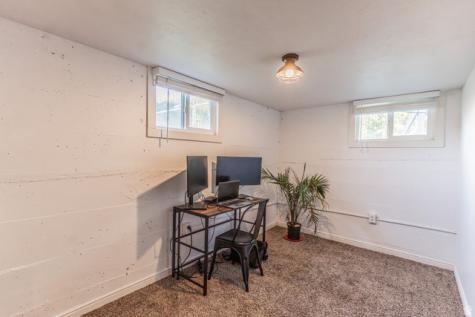 409 S 400 E Springville UT 84663