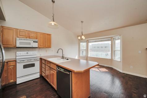 11463 S 2510 W South Jordan UT 84095