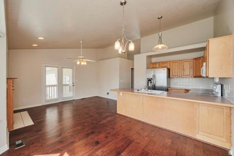 11463 S 2510 W South Jordan UT 84095