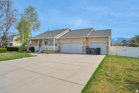 11463 S 2510 W South Jordan UT 84095