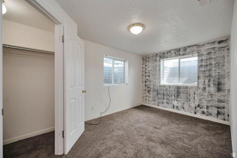 11463 S 2510 W South Jordan UT 84095