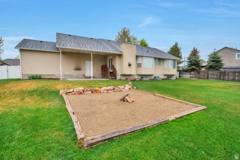 11463 S 2510 W South Jordan UT 84095
