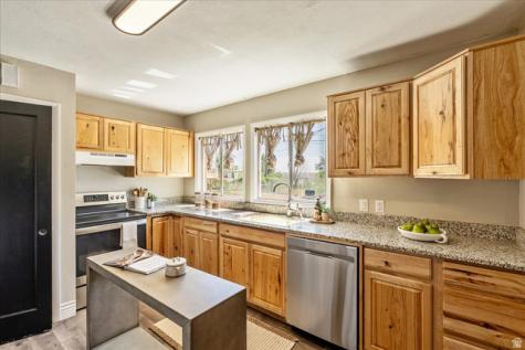 585 W 5175 S Ogden UT 84405