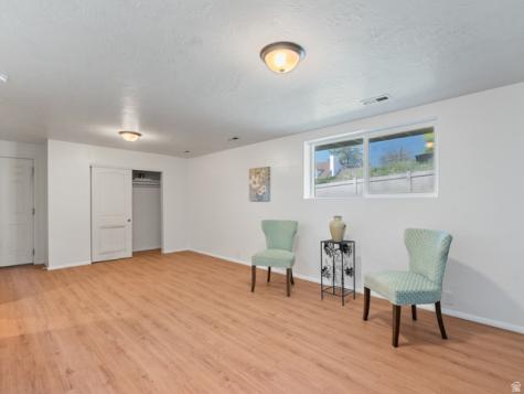 2990 E 3900 S Holladay UT 84124