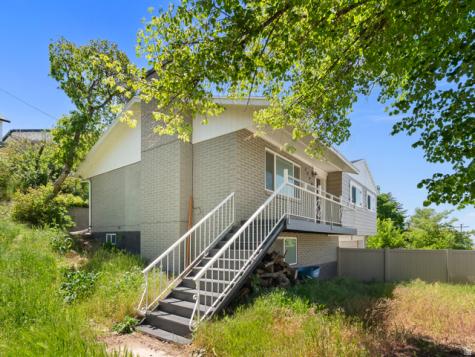 2990 E 3900 S Holladay UT 84124