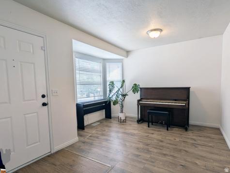 98 W Settlement Circle Midvale UT 84047