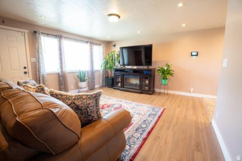 199 E 500 N Tooele UT 84074