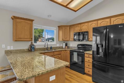 1433 N 1250 E Lehi UT 84043