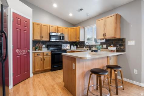 449 N 100 W Springville UT 84663