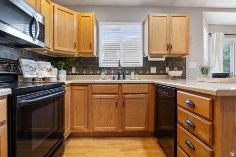 449 N 100 W Springville UT 84663