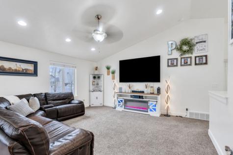 245 W 1770 S Payson UT 84651