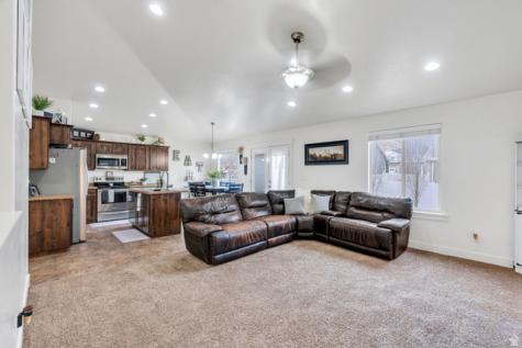 245 W 1770 S Payson UT 84651