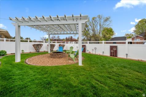 781 N 300 E Tremonton UT 84337