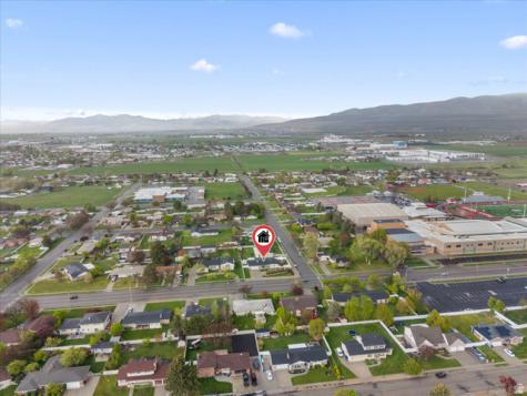 781 N 300 E Tremonton UT 84337