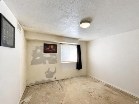 1095 N 2925 W Layton UT 84041