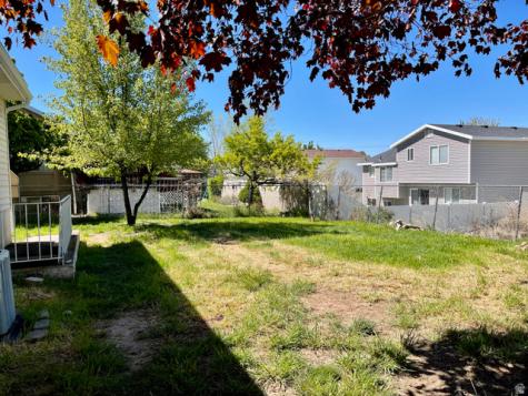 1095 N 2925 W Layton UT 84041