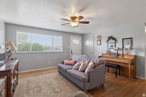 38 N 900 E Springville UT 84663