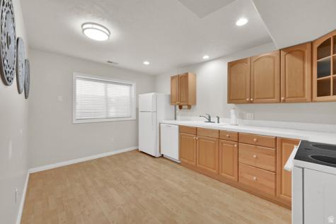 8450 S 865 E Sandy UT 84094