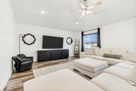 5032 N Foxtail Way Eagle Mountain UT 84005