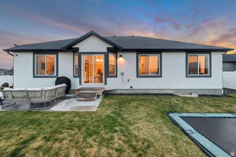 5032 N Foxtail Way Eagle Mountain UT 84005