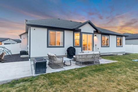 5032 N Foxtail Way Eagle Mountain UT 84005