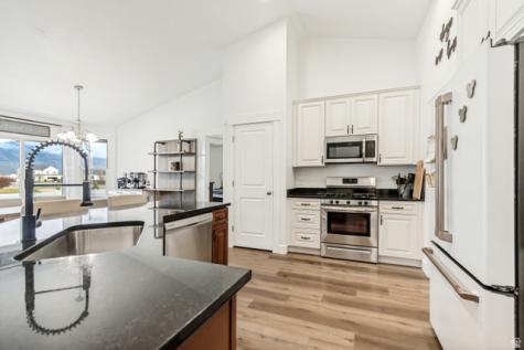 5032 N Foxtail Way Eagle Mountain UT 84005