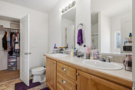 1637 E Midvalley Road Enoch UT 84721