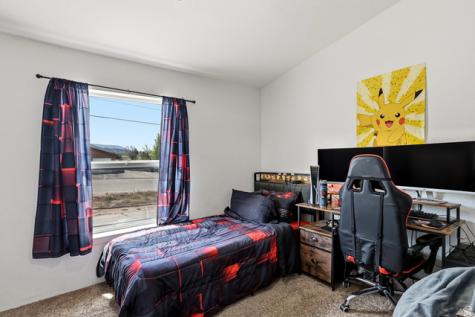 1637 E Midvalley Road Enoch UT 84721