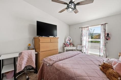 1637 E Midvalley Road Enoch UT 84721