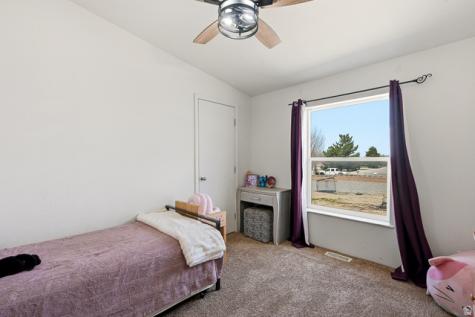 1637 E Midvalley Road Enoch UT 84721