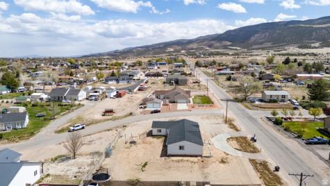 1637 E Midvalley Road Enoch UT 84721