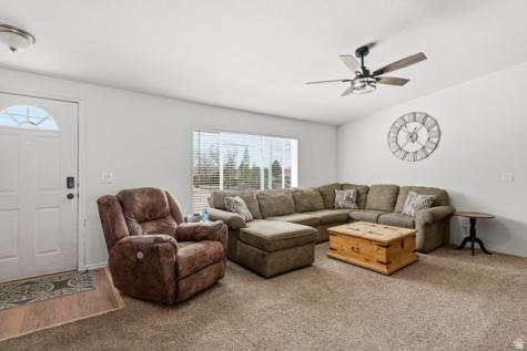 1637 E Midvalley Road Enoch UT 84721