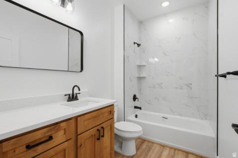 120 N 900 E Hyde Park UT 84318