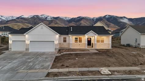 120 N 900 E Hyde Park UT 84318