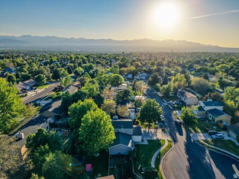 2098 E 10140 S Sandy UT 84092
