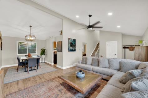 2098 E 10140 S Sandy UT 84092