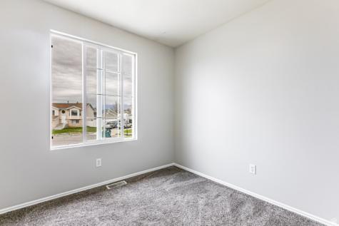 4239 W 5325 S Roy UT 84067