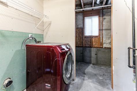 4239 W 5325 S Roy UT 84067