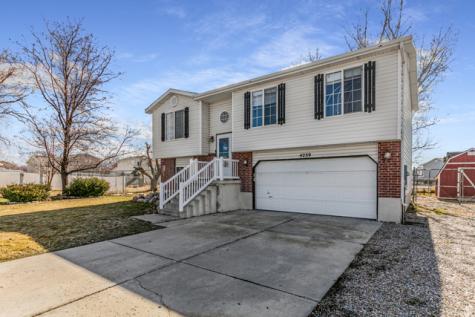 4239 W 5325 S Roy UT 84067