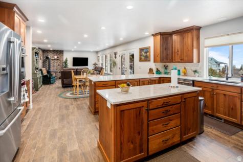1510 S Mahogany Drive Garden City UT 84028