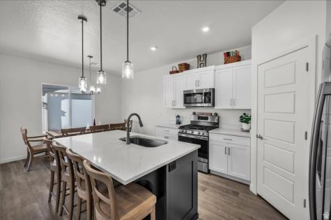 6034 S White Trails Drive St. George UT 84790