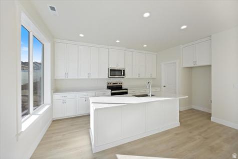 3350 E Baywater Eagle Mountain UT 84005