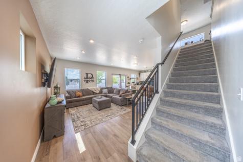 1117 S 1275 W Clearfield UT 84015