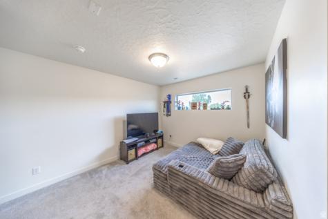 1117 S 1275 W Clearfield UT 84015
