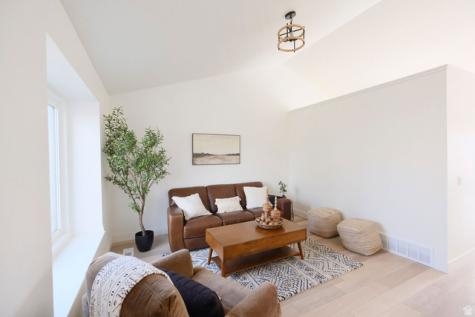1012 W 2525 N Layton UT 84041