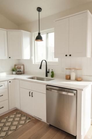 1012 W 2525 N Layton UT 84041